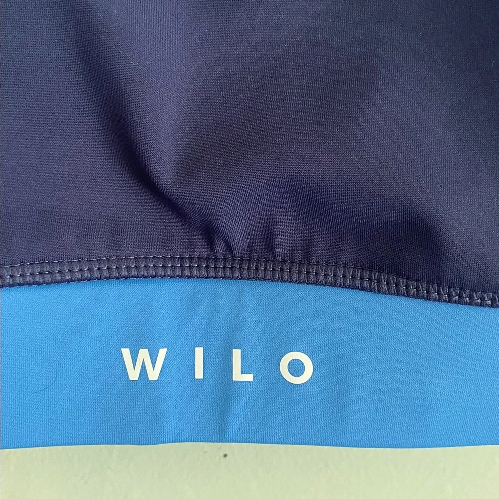 Wilo Women’s Blue High Neck Sports Bra Size Medium - Picture 3 of 6